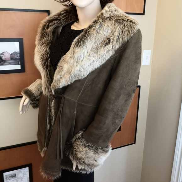 Blue Duck Shearling Coat - Picture 3 of 8